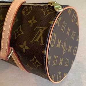 Louis Vuitton Papillon Monogram Canvas Barrel Bag.